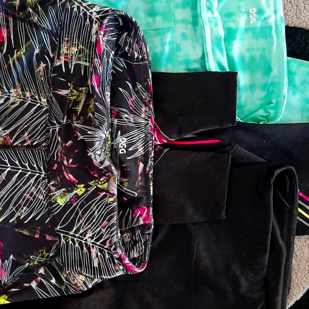 DSG active leggings size M